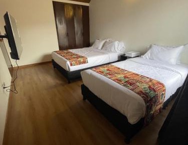 Twin Room with Shared Bathroom