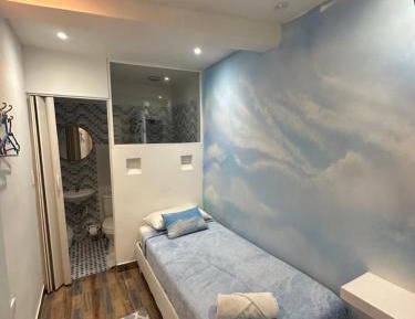 Single Room with Private Bathroom