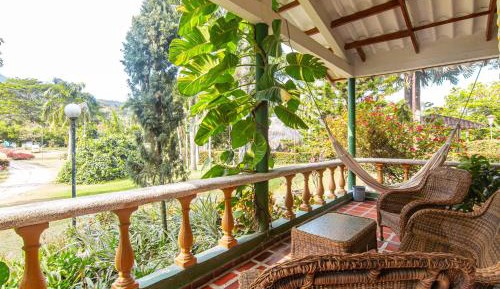 Quadruple Room with Terrace