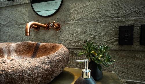 Deluxe Suite with Spa Bath