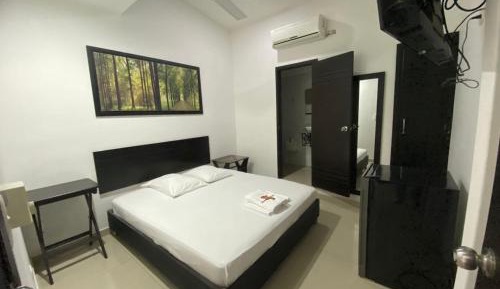 Double Room with Private Bathroom