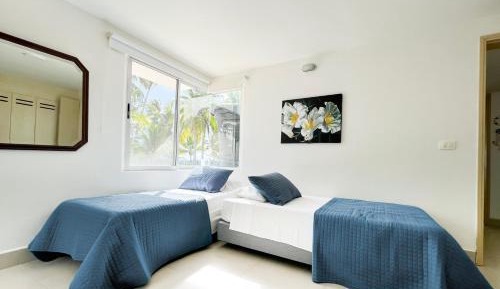 Quadruple Room with Shared Bathroom