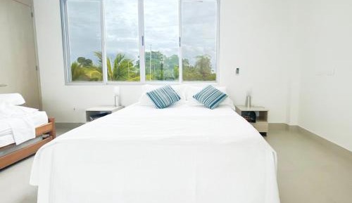 Quadruple Room with Private Bathroom