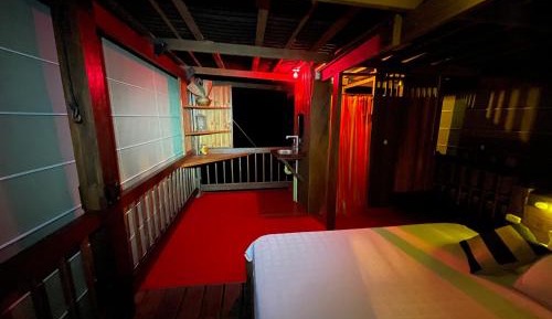 Double Room with Balcony and Sea View