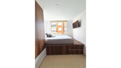 Single Room with Shared Bathroom