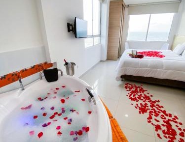 Queen Room with Spa Bath