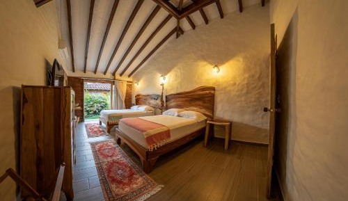 Junior Suite with Garden View