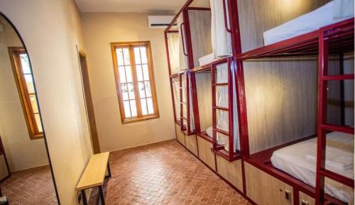 Bed in 6-Bed Mixed Dormitory Room