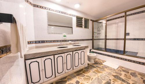 Deluxe Junior Suite