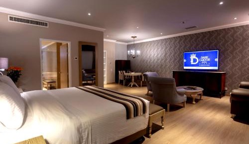 Presidential Suite