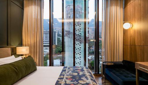 King Suite - High Floor
