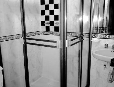 Deluxe Double Room (1 adult + 1 child)
