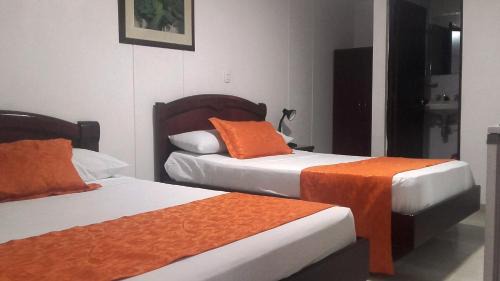 Twin Room with Private Bathroom