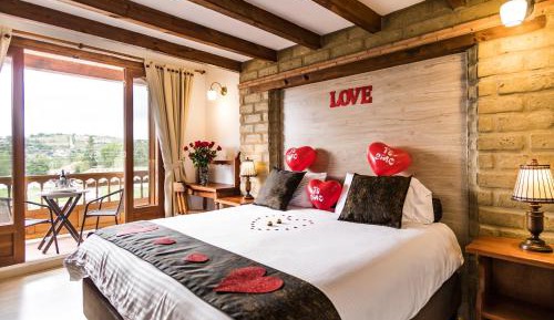 Deluxe Double Room with Balcony