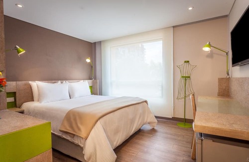 El Palomar Hotel | Mika Suites