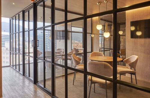 Calle 100 Apartment | ICON 100 Luxury Apartasuites