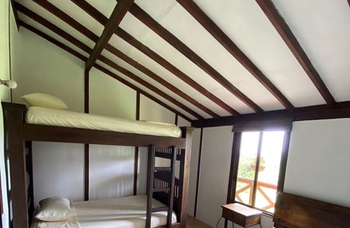 Alegrias Hotel | la milagrosa