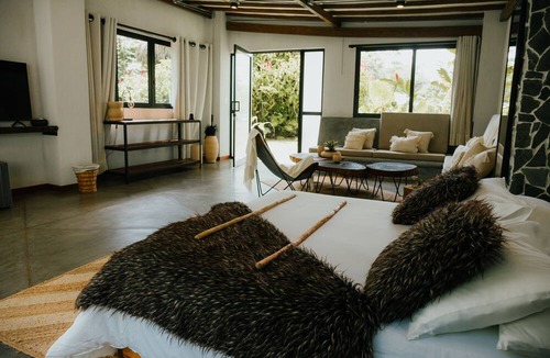 Sonson Hotel | El Río Hotel