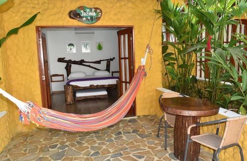 Canaveral Hostel | eco hostal kuima
