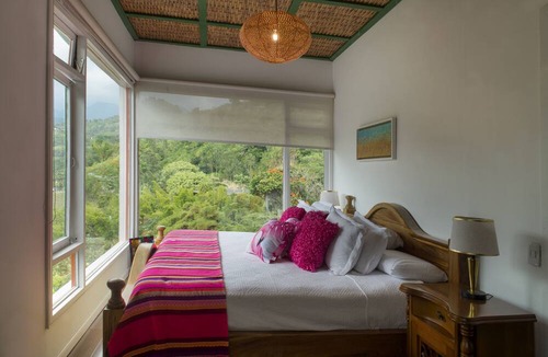Manizales Hotel | Hacienda Charrascal Coffe Farm