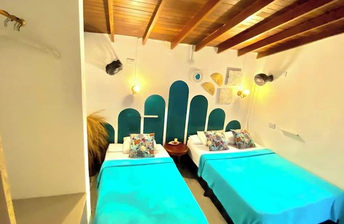 Laureles Hostel | SPRING HOSTEL