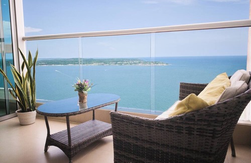 Manga Apartment | Home Beach in Palmetto Sunset