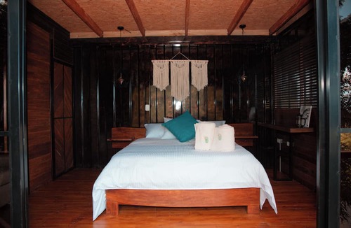 Villavicencio Cabin | Waira Ecolodge