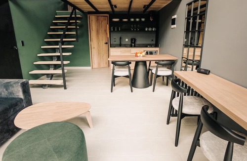 Guatape Hostel | VOLARE GUATAPE