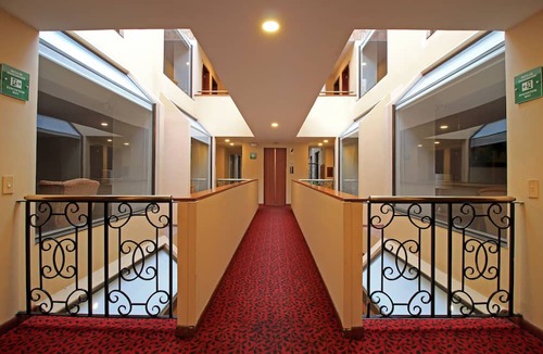 Chico Reservado Hotel | Hotel Windsor House Inn By GEH Suites
