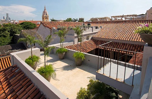 Centro Cabin | Hdl-pr Hotel Room in the Historic Center With Pool and Wifi