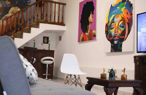Cartagena Walled City House | Stylish House With Beautiful Galleries In Gethsemane With Jacuzzi