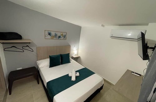 La Aguacatala Hotel | Hotel 12 Nights