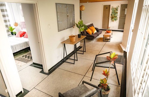 Pereira Hostel | De Requka