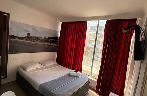 Bocagrande Hotel | Hotel Toledo FL