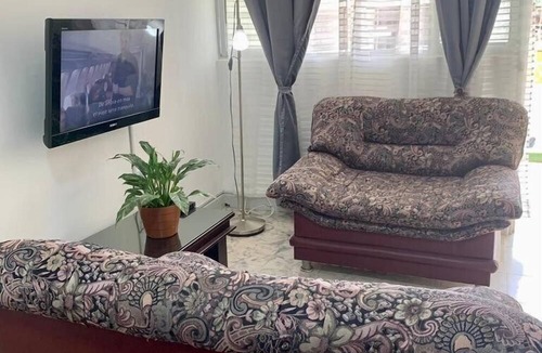 Cali House | Casa Nawi