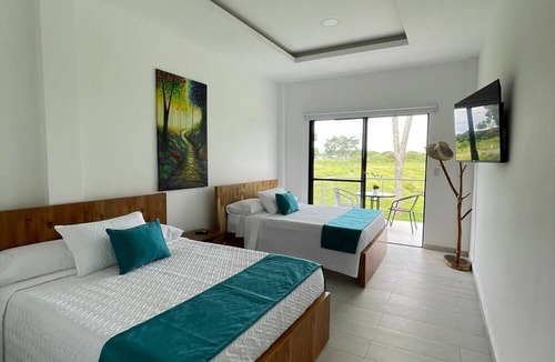 Quimbaya Villa | Spectacular Country House with Swimming Pool close to Panaca