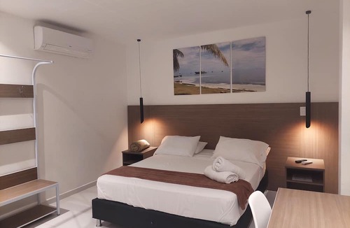 Punta Hansa Hotel | BAHIA SAN ANDRES HOSPEDAJE