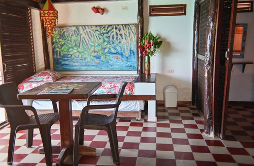 Rosario Islands Hotel | Isla del Pirata - Oficina de Reserva