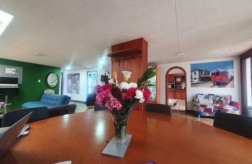 Santa Ana House | La parada del tren Hostel