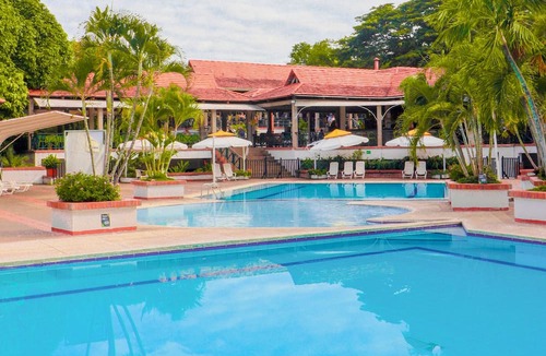 Ricaurte Hotel | Hotel Girardot Resort by On Vacation