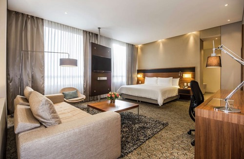 Chico Norte Hotel | DoubleTree by Hilton Hotel Bogotá - Parque 93