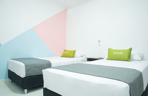 Barranquilla Hotel | Hotel Ayenda House Concepción 1317