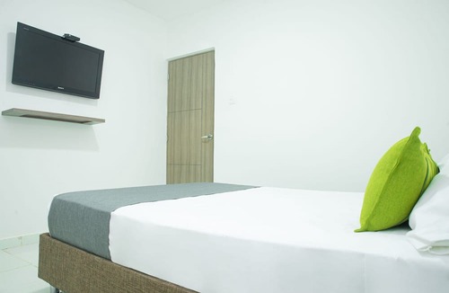 Barranquilla Hotel | Hotel Ayenda House Concepción 1317