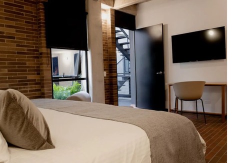 Laureles - Estadio Apartment | 204 Circular, 500mb + smart tv and 2 coworking y café