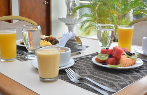 El Prado Hotel | Hotel Casa Ballesteros
