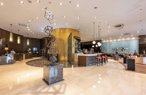 Bucaramanga Hotel | Holiday Inn Bucaramanga Cacique by IHG