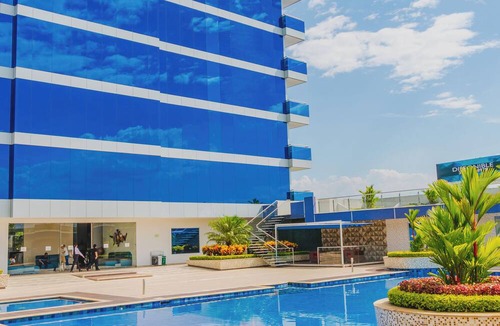 La Esmeralda Hotel | Hotel Real Elim International