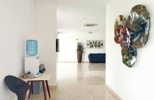 La Esmeralda Hotel | Hotel Real Elim International
