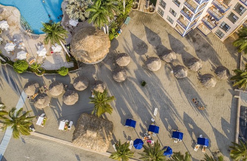 Papare Hotel | Zuana Beach Resort