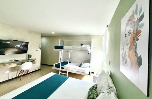 Las Lomas I Hotel | Hotel Greenview Medellin